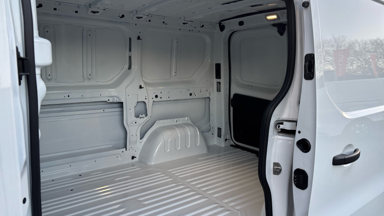 Renault Trafic Swb Diesel SL30 Blue dCi 150 Extra [Safety] Van EAG9